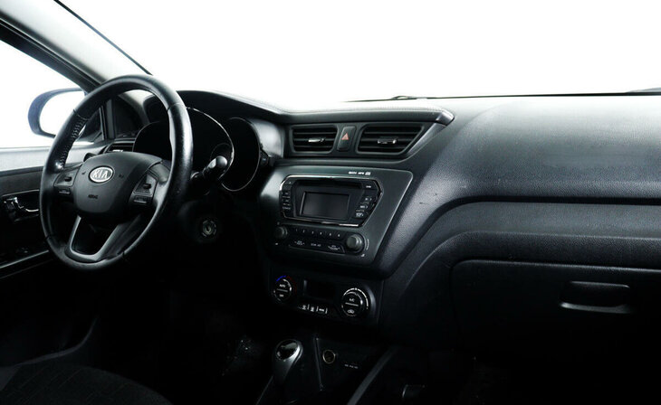 Kia Rio - Фото 7