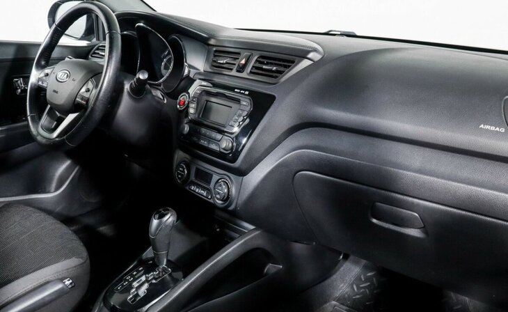 Kia Rio - Фото 7