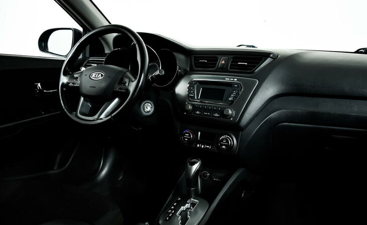 Kia Rio - Фото 6