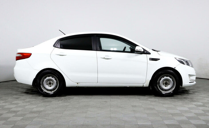 Kia Rio - Фото 3