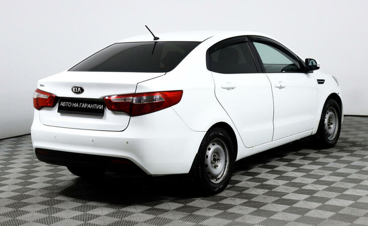 Kia Rio - Фото 4