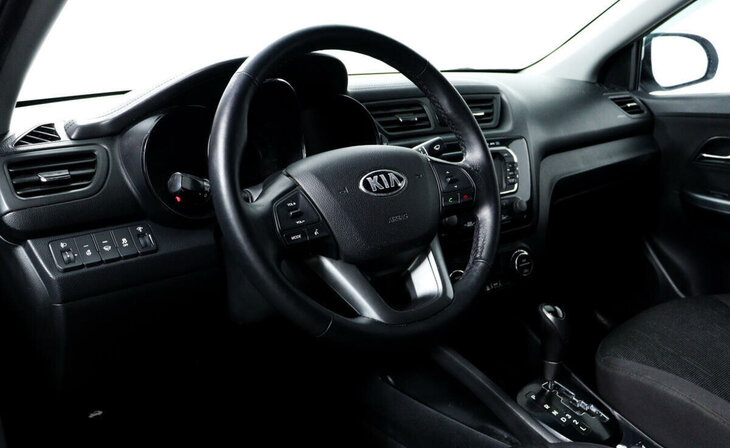 Kia Rio - Фото 8