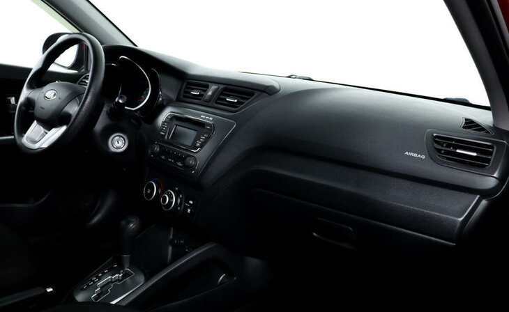 Kia Rio - Фото 6