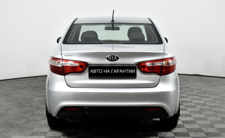 Kia Rio - Фото 5