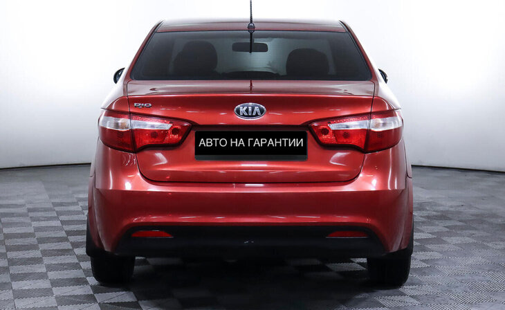 Kia Rio - Фото 5