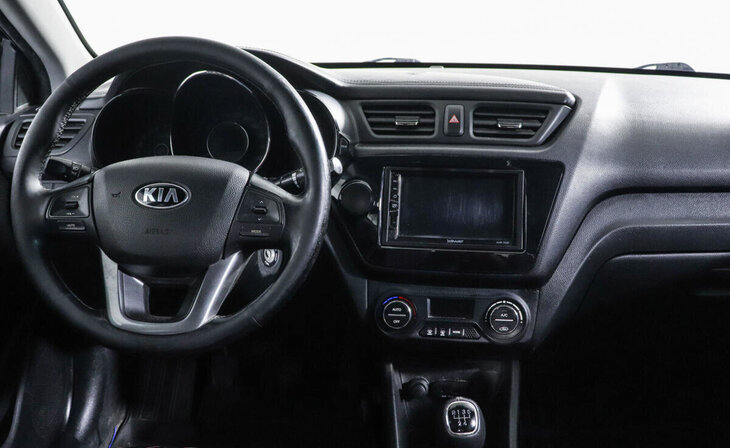 Kia Rio - Фото 6
