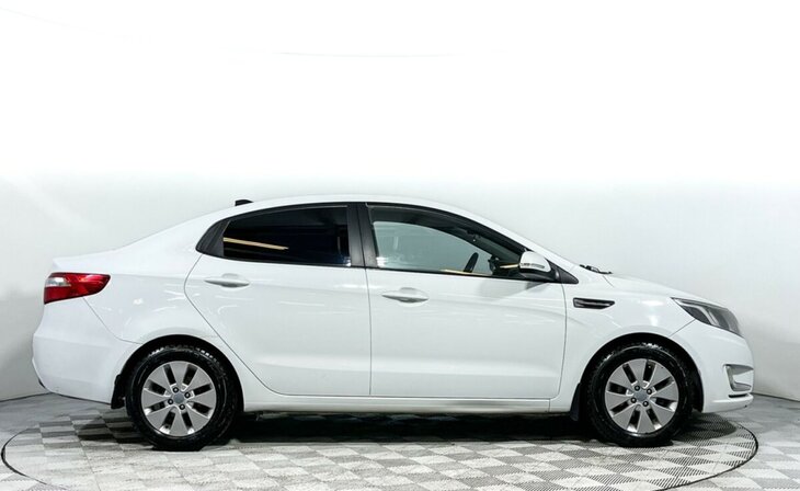 Kia Rio - Фото 3