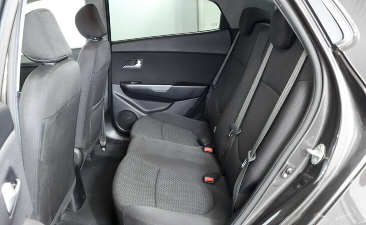 Kia Rio - Фото 12