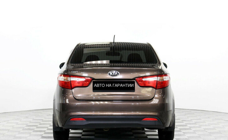 Kia Rio - Фото 5