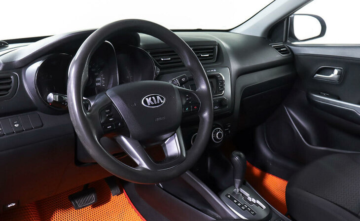 Kia Rio - Фото 7