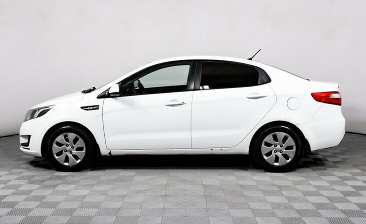 Kia Rio - Фото 2