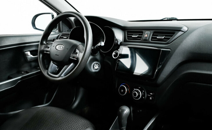 Kia Rio - Фото 7