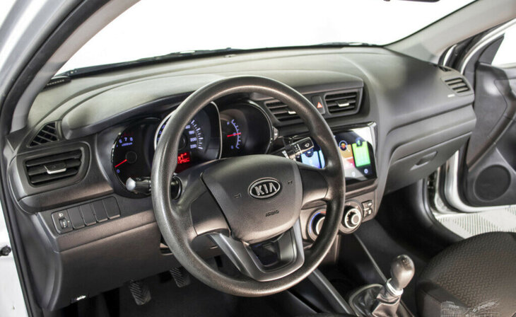 Kia Rio - Фото 7