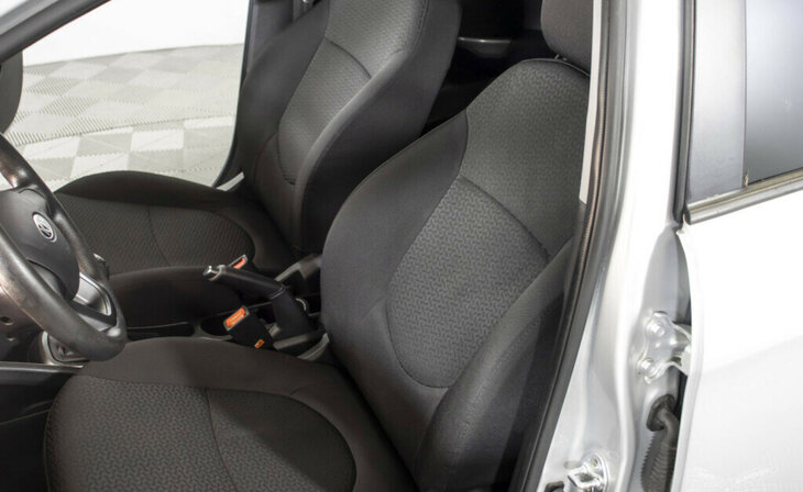 Kia Rio - Фото 8