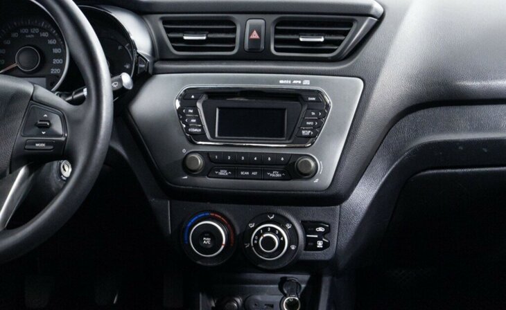 Kia Rio - Фото 7
