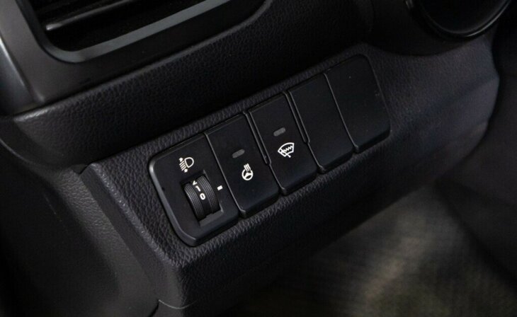 Kia Rio - Фото 8