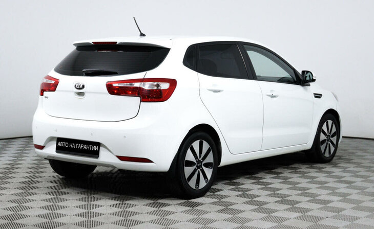 Kia Rio - Фото 4