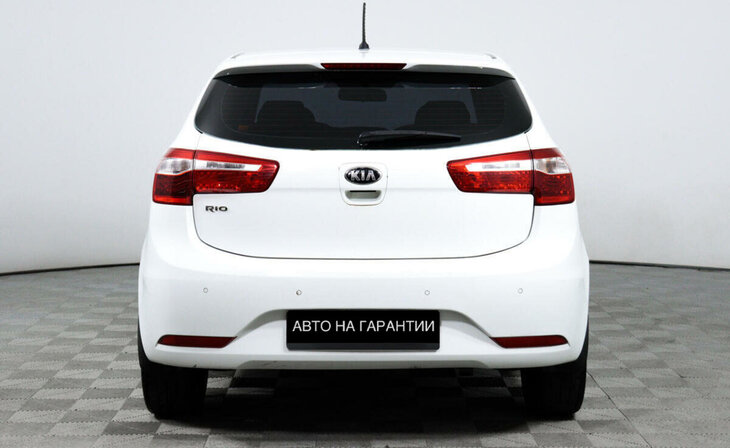 Kia Rio - Фото 5