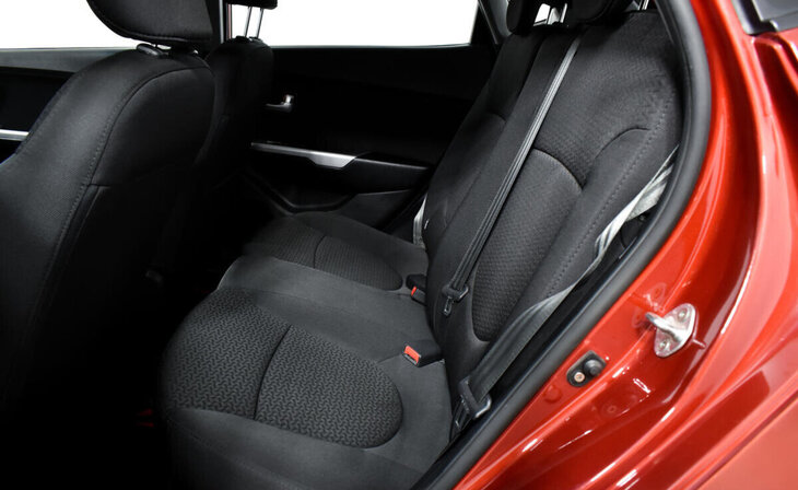 Kia Rio - Фото 10