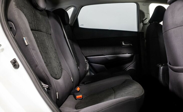 Kia Rio - Фото 13