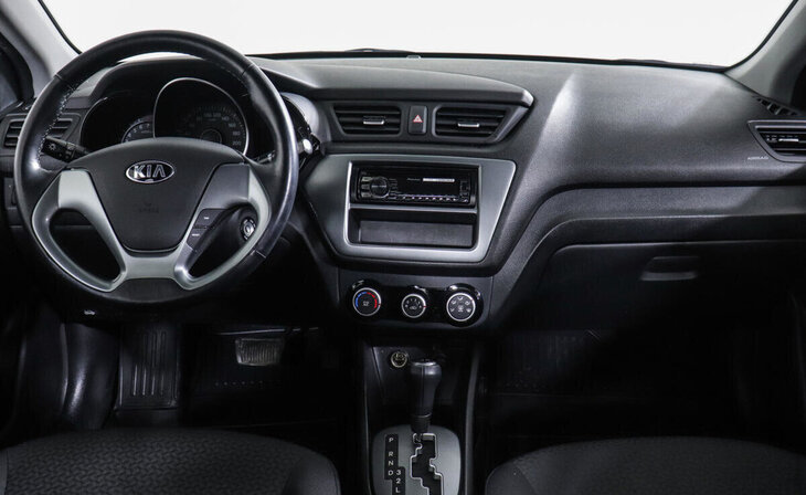 Kia Rio - Фото 6