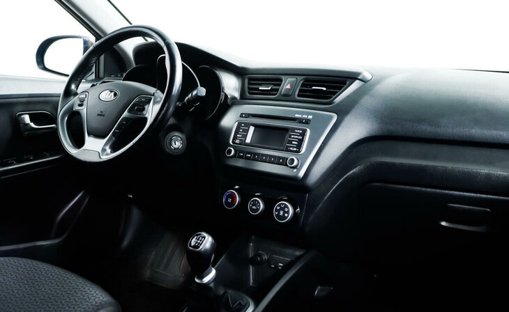 Kia Rio - Фото 7