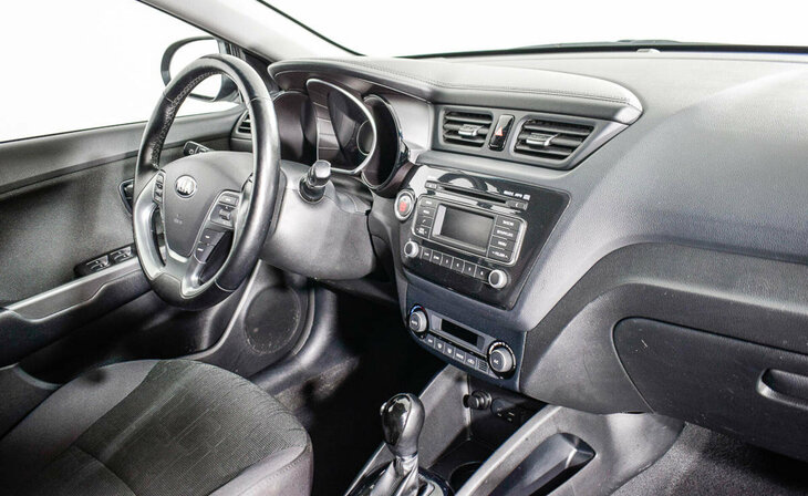 Kia Rio - Фото 4