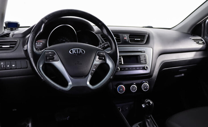 Kia Rio - Фото 6