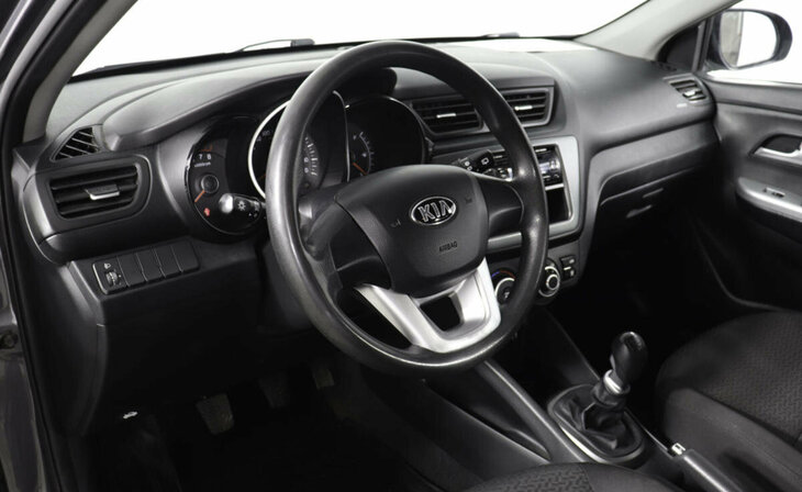 Kia Rio - Фото 5