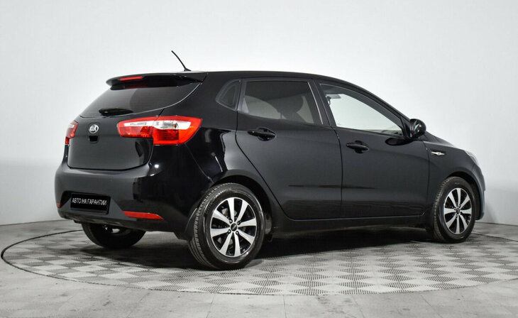 Kia Rio - Фото 4
