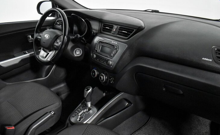 Kia Rio - Фото 7