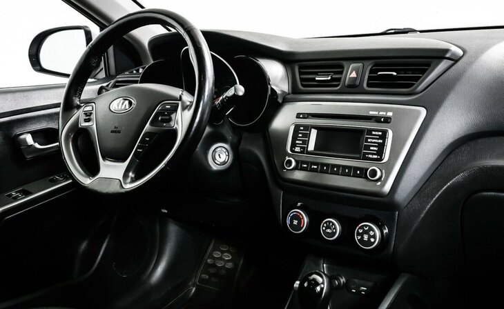 Kia Rio - Фото 7