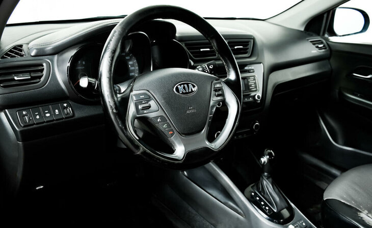 Kia Rio - Фото 7