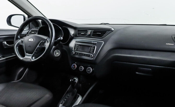 Kia Rio - Фото 4