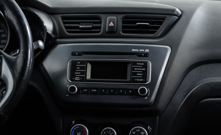 Kia Rio - Фото 7