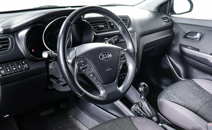 Kia Rio - Фото 9