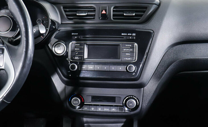 Kia Rio - Фото 13