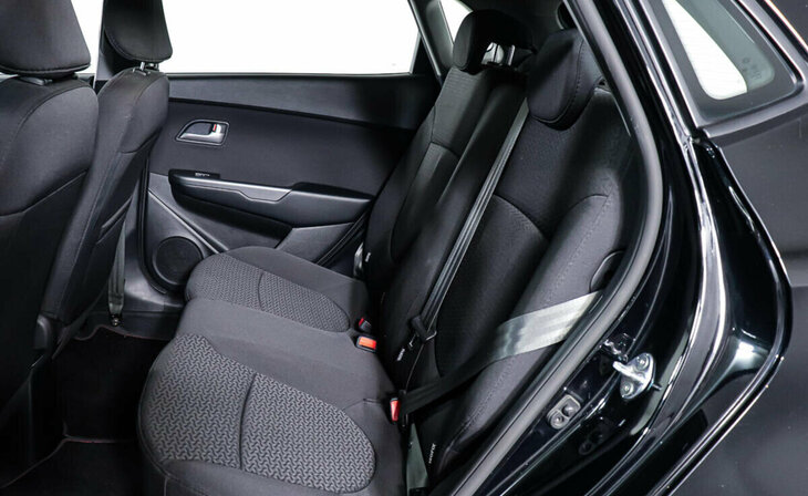 Kia Rio - Фото 15
