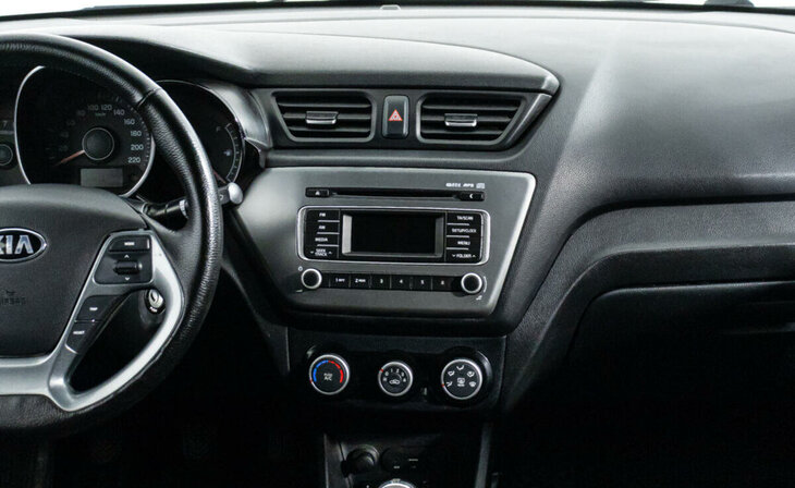 Kia Rio - Фото 7