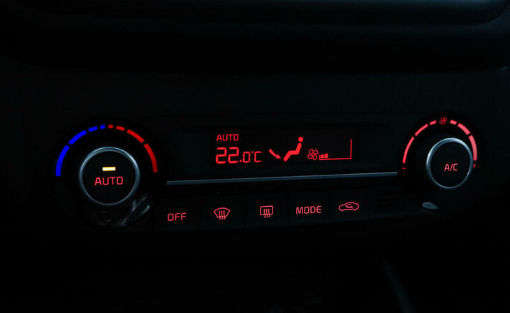 Kia Rio - Фото 14