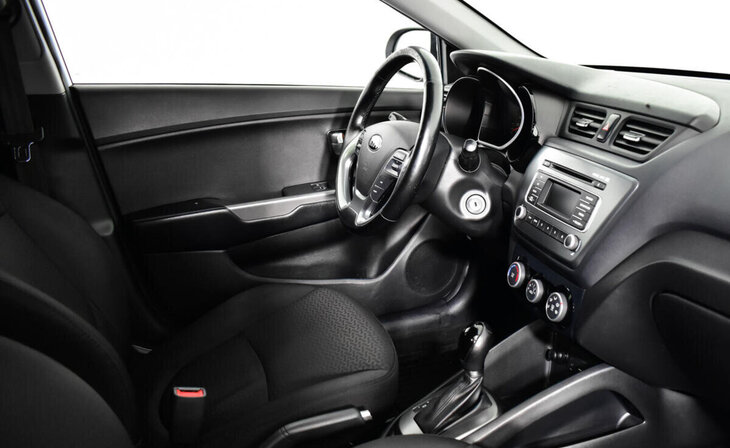 Kia Rio - Фото 4