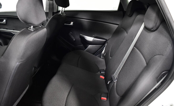 Kia Rio - Фото 7