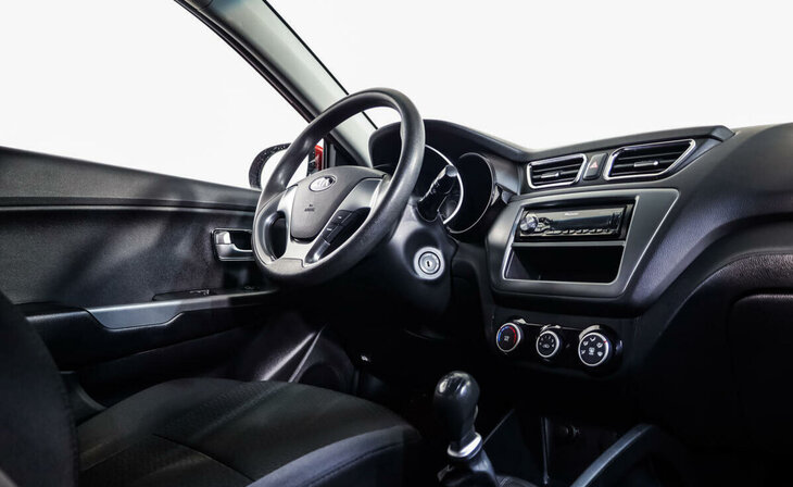 Kia Rio - Фото 5