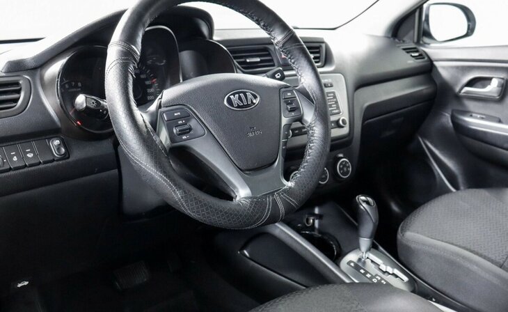 Kia Rio - Фото 6