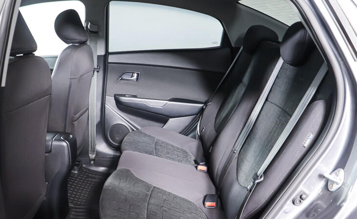 Kia Rio - Фото 15