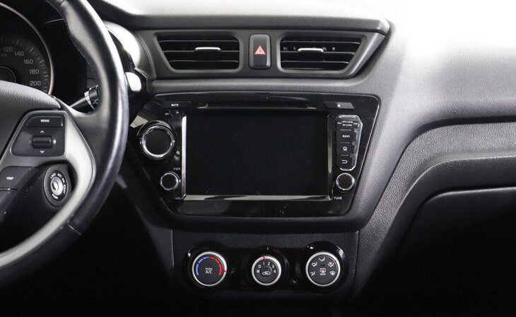 Kia Rio - Фото 7