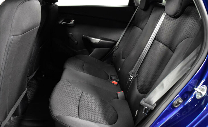 Kia Rio - Фото 10