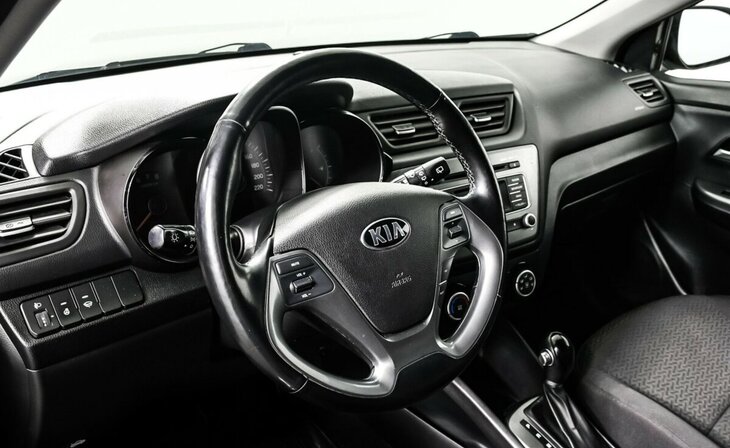 Kia Rio - Фото 7