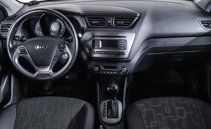 Kia Rio - Фото 9