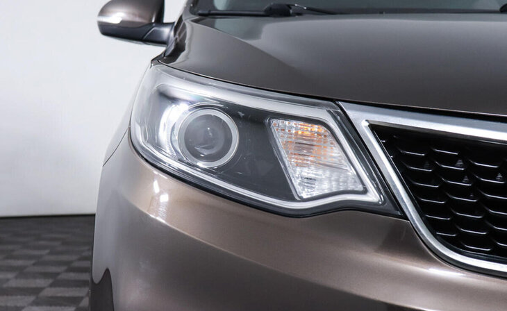 Kia Rio - Фото 6